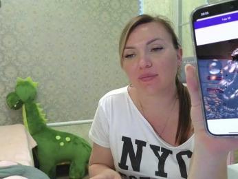 DIVORA bongacams stream image