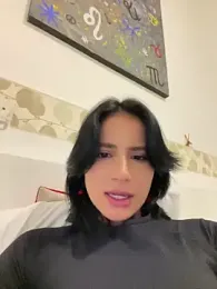 Ale_Lewis stripchat stream image