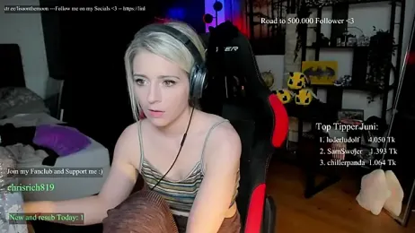 Lisaonthemoon stripchat stream image