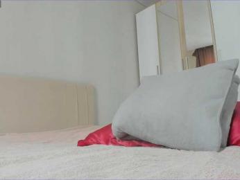 sweetyvikki bongacams stream image