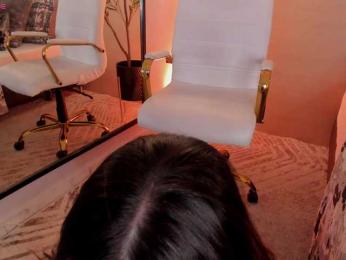 leathompson1 bongacams stream image