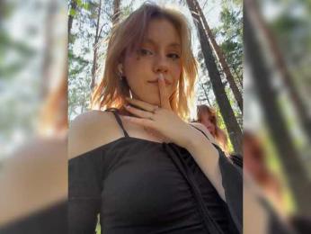 Molly-and-Ewa bongacams stream image