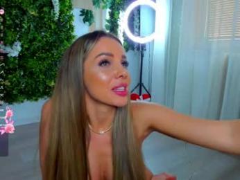 zinasquirts chaturbate stream image