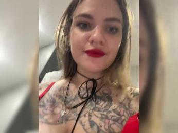 -Tiki-Riki- bongacams stream image