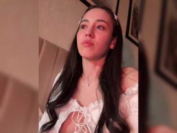 AlinaWey bongacams stream image