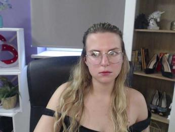 Soft-Zoey bongacams stream image