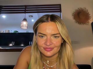 Anais A flirt4free stream image