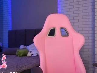 hazel7 camsoda stream image