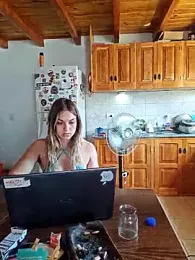 Elnonoykeila77 stripchat stream image