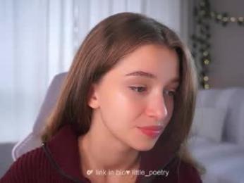 little_poetry chaturbate stream image