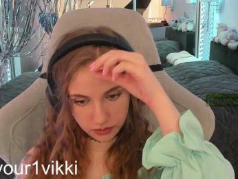 VikkiExtraCheese bongacams stream image