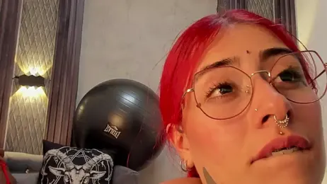 selene_red_ stripchat stream image