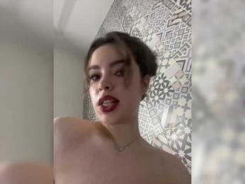 YourLadyyy bongacams stream image