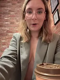 The_Snowwhitee stripchat stream image