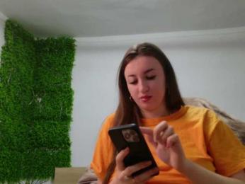 EmilyxJames bongacams stream image