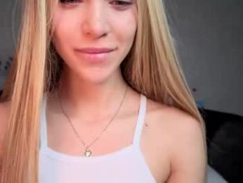 cutieeeeva chaturbate stream image