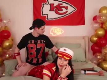 ari_lovexo chaturbate stream image