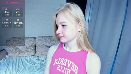 OdelinaFicken stripchat stream image