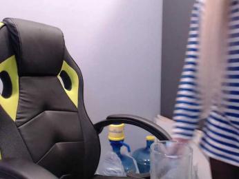 blondalina bongacams stream image