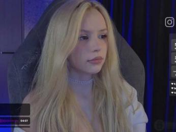 fymryn bongacams stream image