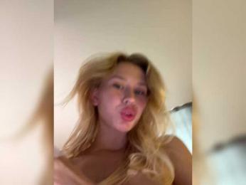 Sunlovv bongacams stream image