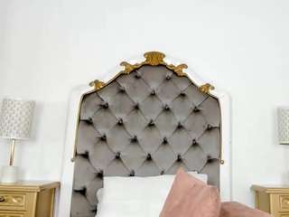 pushaina-03 camsoda stream image