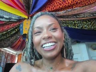 elizagrey camsoda stream image