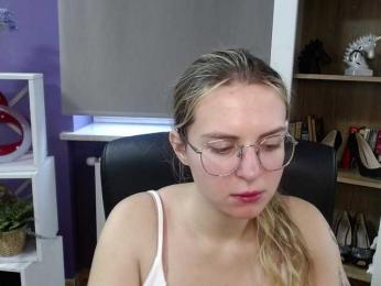 Soft-Zoey bongacams stream image