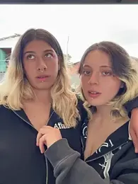 Enyeld_ruru stripchat stream image