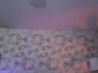 elissecinnamon camsoda stream image