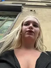 Milkyy_wway stripchat stream image