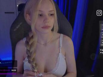 fymryn bongacams stream image