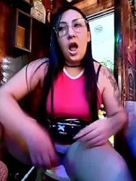 You-kitty2025 stripchat stream image