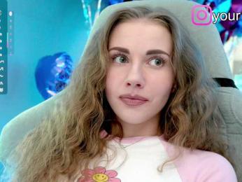 VikkiExtraCheese bongacams stream image