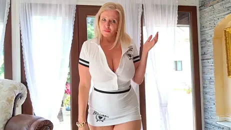 TUNDEROSE1 stripchat stream image