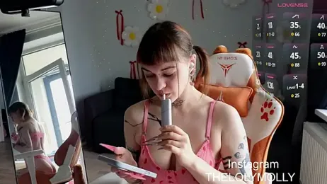 LolyMolli stripchat stream image