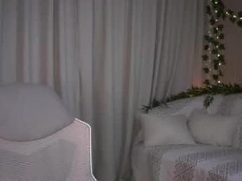 little_poetry chaturbate stream image