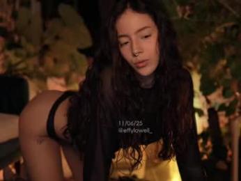 effylowell_ chaturbate stream image