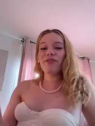 NicoleCut stripchat stream image