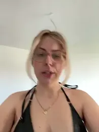 Livewithlucy stripchat stream image