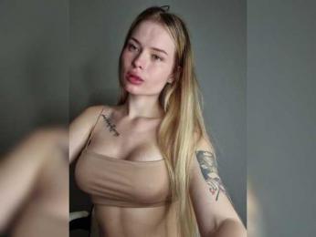 VladaMais bongacams stream image