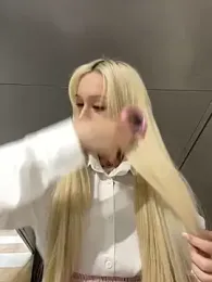 babydolll stripchat stream image