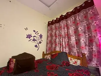 LouleyRanii stripchat stream image