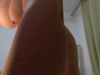 EmilyxJames bongacams stream image