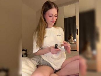 Daria_ bongacams stream image, 14.06.2025 21:10
