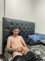 Lucifer_and_maze stripchat stream image