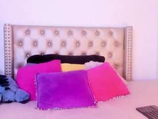 lenastyles camsoda stream image