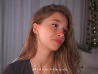 little_poetry chaturbate stream image