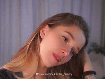 little_poetry chaturbate stream image