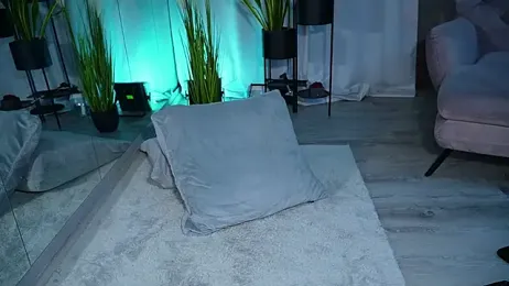 hotmilfbitch stripchat stream image